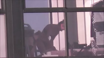 Sexe video erotique femme mure avec une belle fille