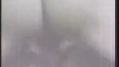 Kira videos gratuites de femmes matures avec son ami baise à l'étranger