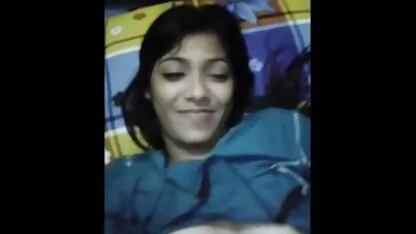 Lesbienne video x femme mure trio avec les jeunes filles