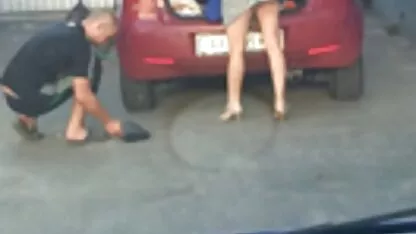 Maria video de femme mature gratuit latex caressant flexible strapon