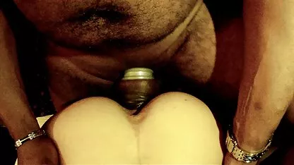 Jeune brunette sur peut obtenir de l'argent à tout video femme mature gratuit moment