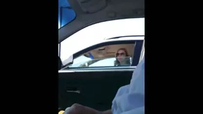 Sweet baise une fille russe video gratuite femme mures dans le cul serré