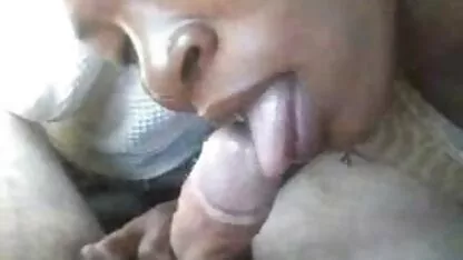 Cul serré femme mature video amateur de prendre la bite dur un jeune mec