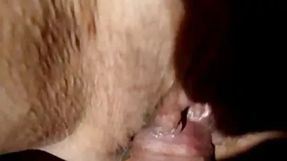 Latina teen avec video gratuite mature un mamelon pointu clouté de l'argent