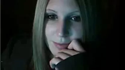 Lécher son bien-aimé en échange d'une video gratuit mature pipe