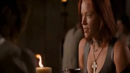 Fille baise copines soeur pendant videos gratuites femmes mures qu'elle dort à proximité