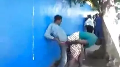 Fille videos gratuites matures se masturbe la chatte avec une bite en caoutchouc