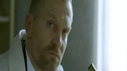 Modèle russe ivre pousser vidéos femmes mûres gratuites dans le vagin rasé