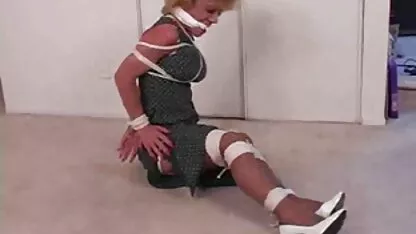 Russe guy exilé extrait video femme mure au lit avec une grosse salope