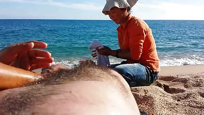 Les gens-jeune baise avec la mère de la video x de femme mure Russie
