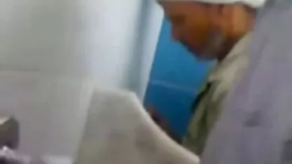 Tanné prédateur de donner un homme dans video erotique femme mure le cul