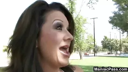 Pénis sucer leçon video x de femme mure pour une fille qui n'est pas expérimenté