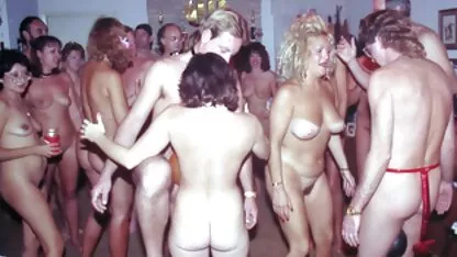 Femme videos gratuites de femmes matures aime les jouets