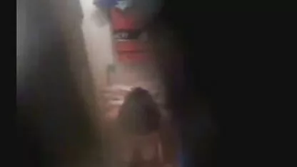 Fille coquine lèche la chatte humide qu'ils video de femme mure gratuit