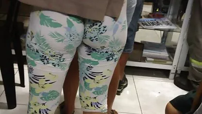 Leah est video erotique femme mure une ecstasy chienne