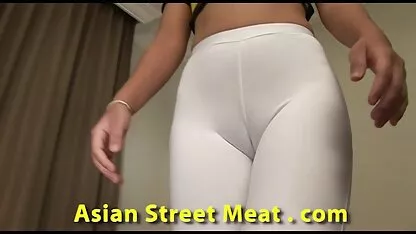 18 année vieux fille donne pipe à une ami video de femmes mures nues qui est jamais satisfait
