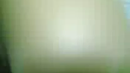 Un homme avec un petit pénis baise fille à video femme mature gratuit la première personne